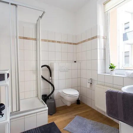 Fullhouse - Halle - T28 - Lion * Halle (Saale)